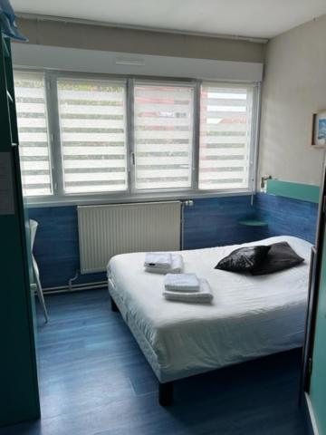 Hote De La Plage Dunkirk Exterior photo